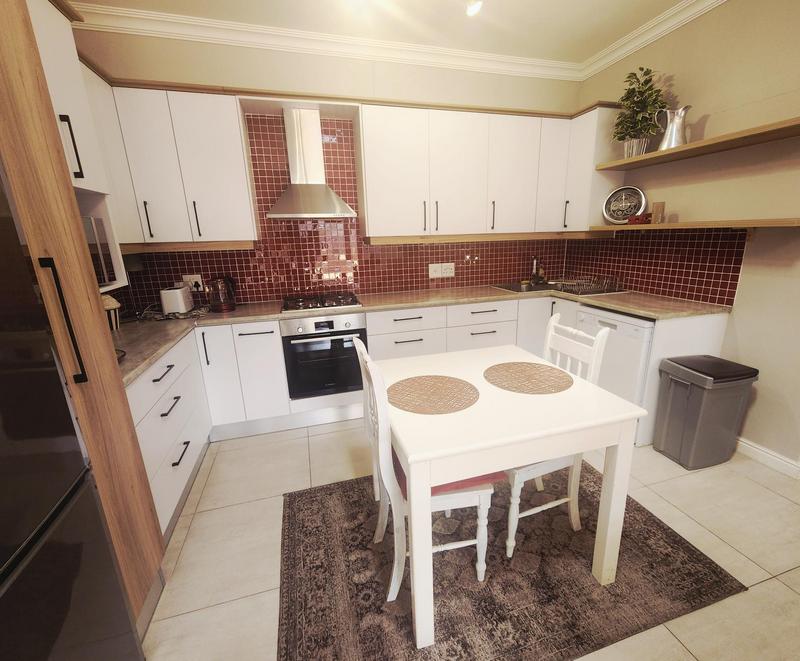 To Let 1 Bedroom Property for Rent in Vierlanden Western Cape